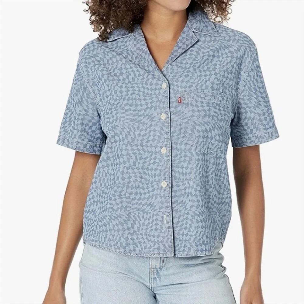 Levi's Size Large Women's Aiden Short Sleeve Resort Shirt Harper Laser Boxy